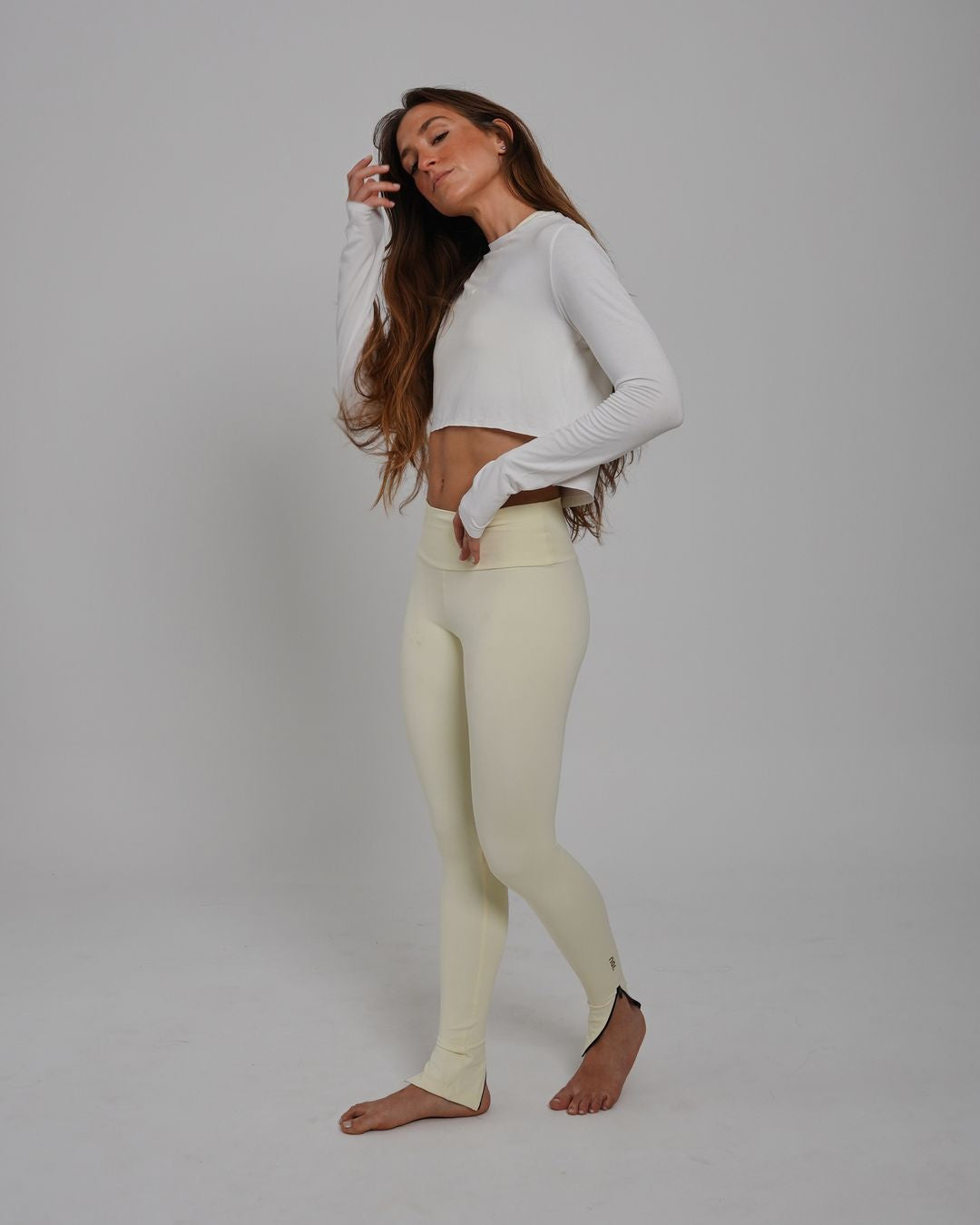 Camiseta Cris Cropped ML - Viscose com elastano