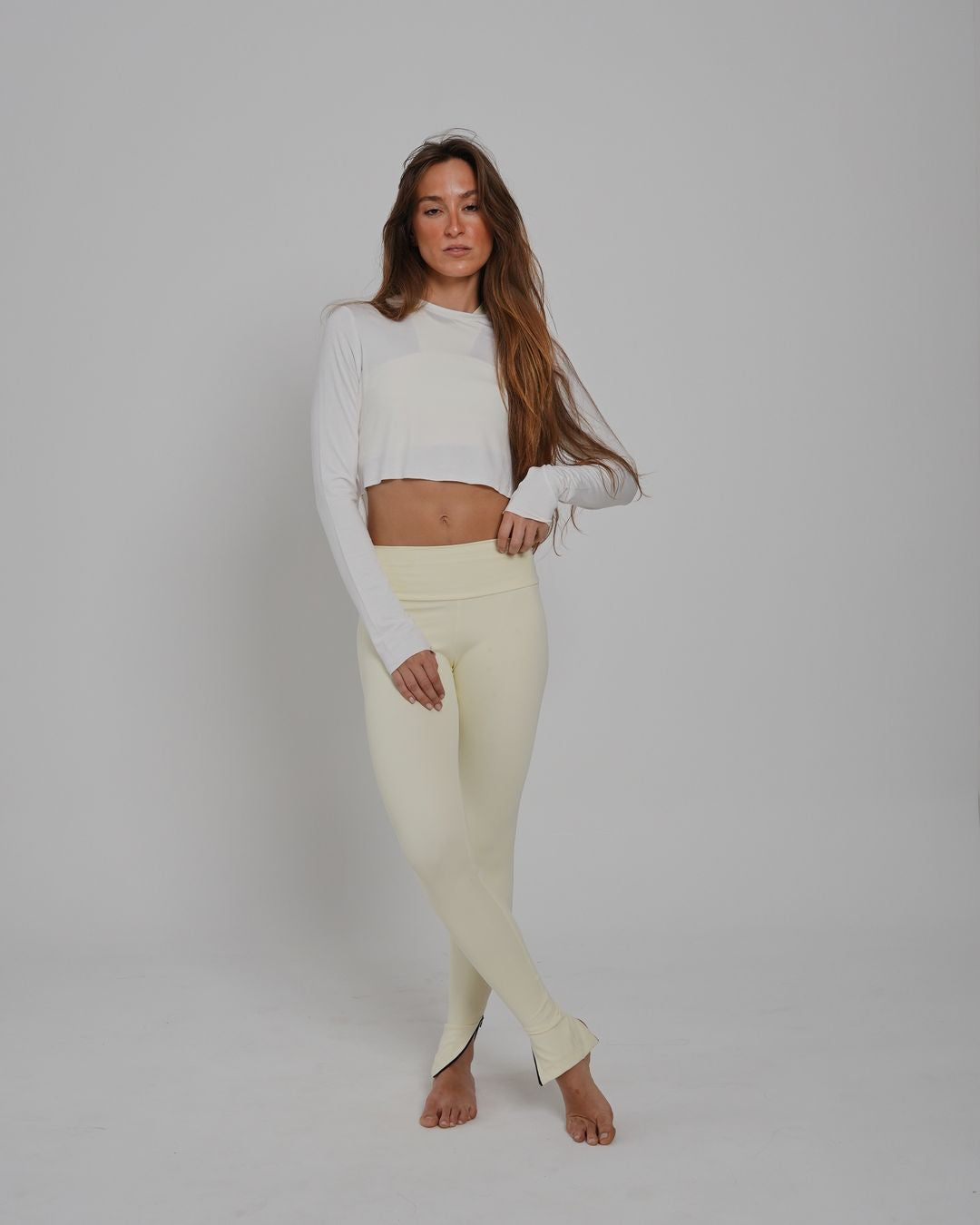 Camiseta Cris Cropped ML - Viscose com elastano