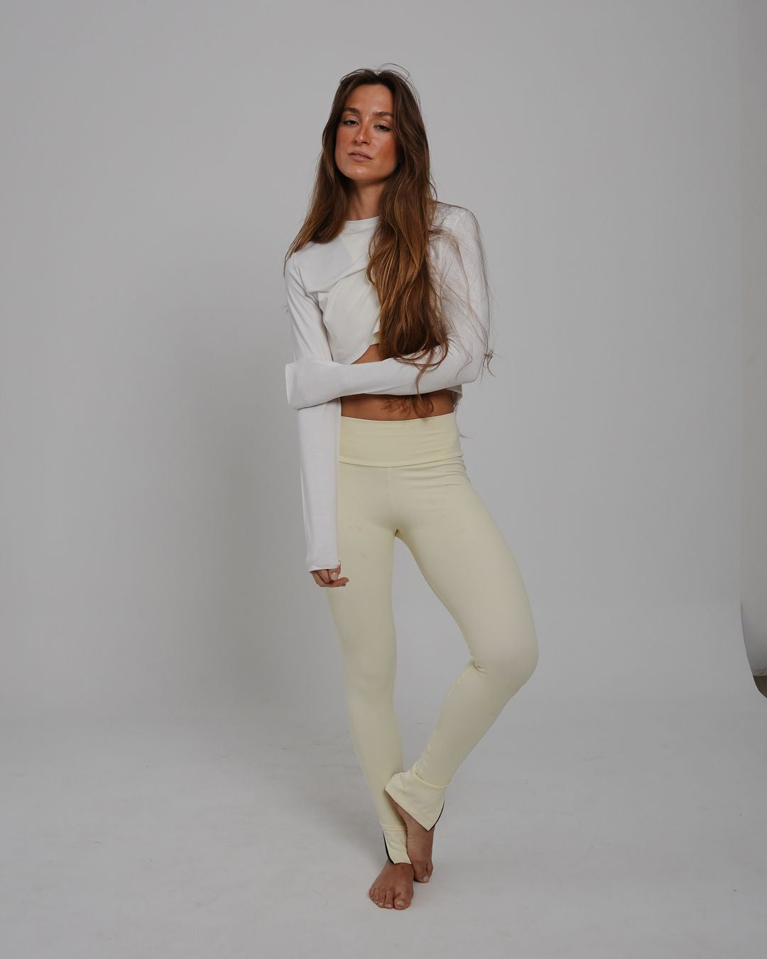 Camiseta Cris Cropped ML - Viscose com elastano