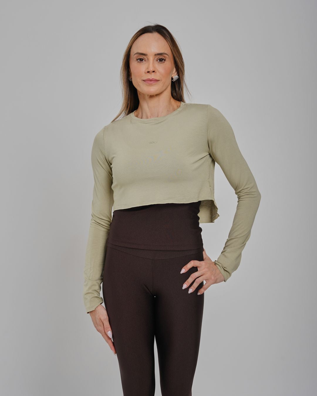 Camiseta Cris Cropped ML - Viscose com elastano