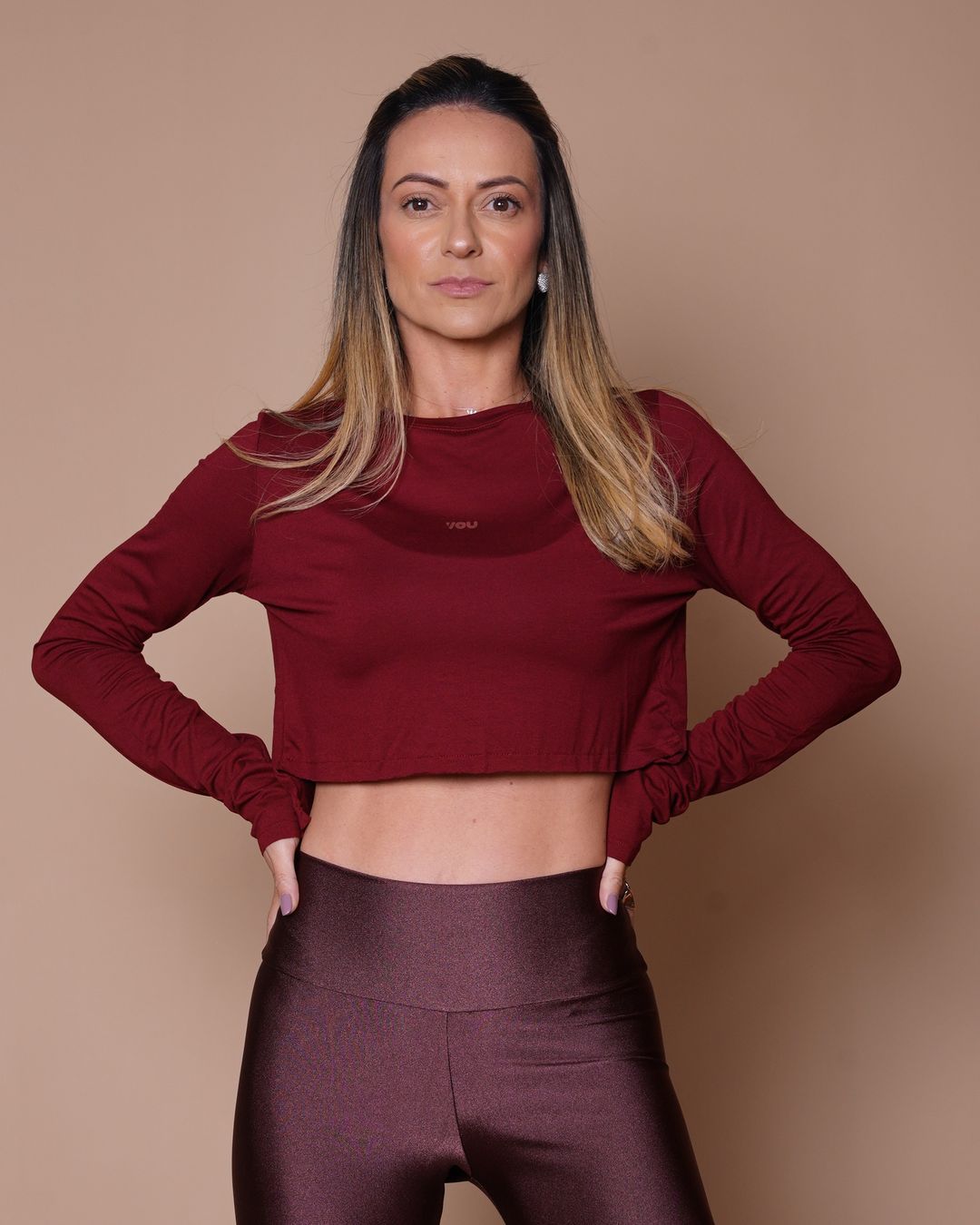 Camiseta Cris Cropped ML - Viscose com elastano