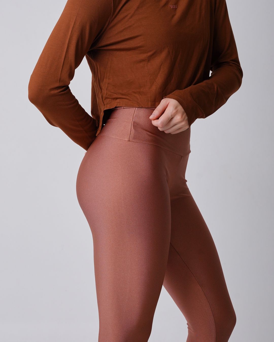 Camiseta Cris Cropped ML - Viscose com elastano