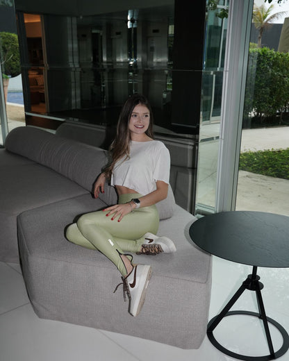Camiseta Lita Cropped - Viscolinho