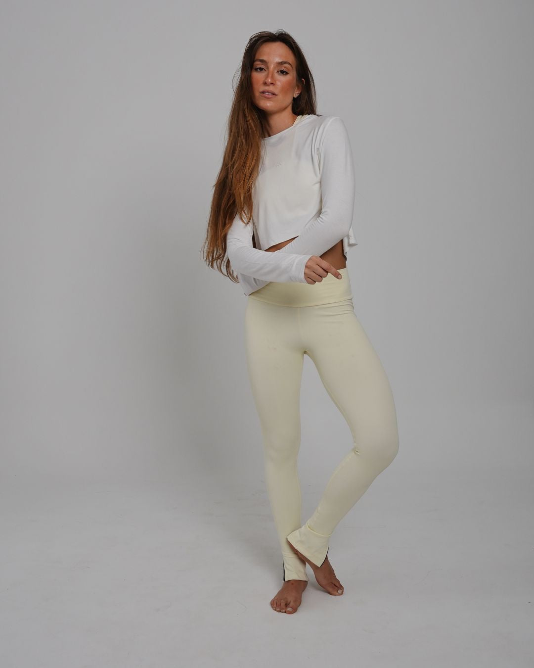 Camiseta Cris Cropped ML - Viscose com elastano