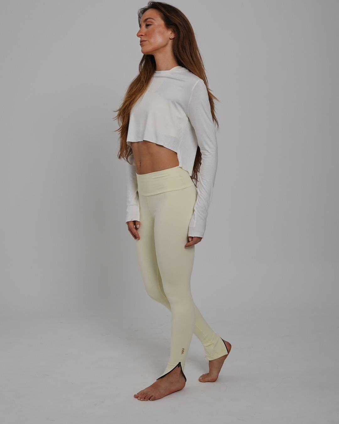 Camiseta Cris Cropped ML - Viscose com elastano