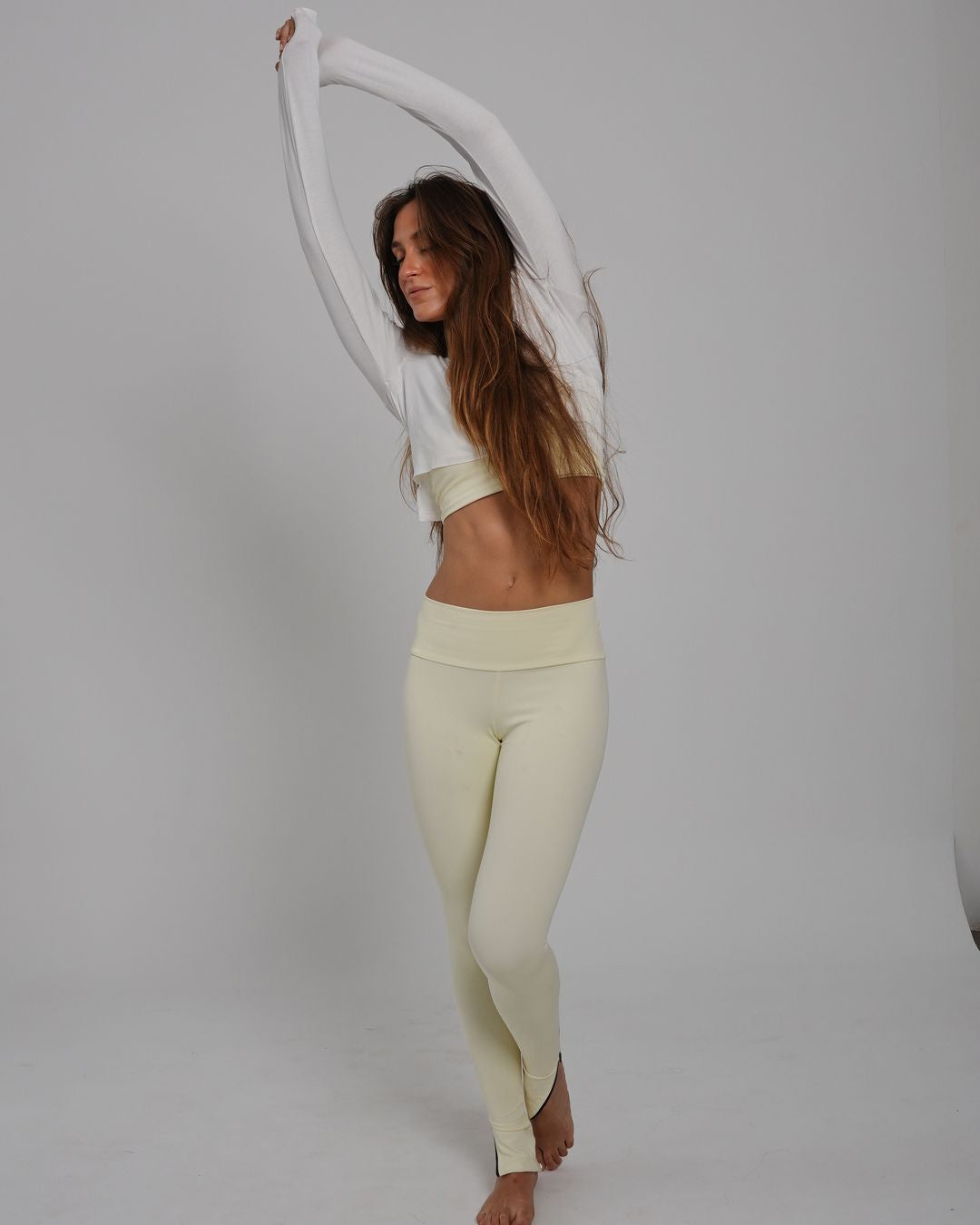 Camiseta Cris Cropped ML - Viscose com elastano