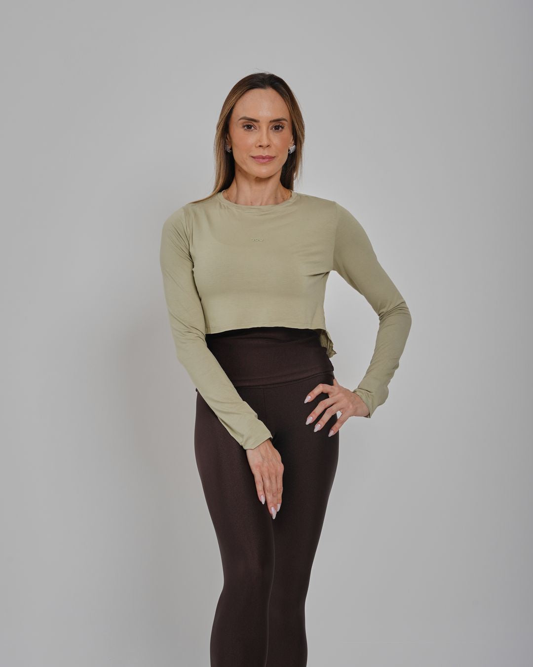 Camiseta Cris Cropped ML - Viscose com elastano