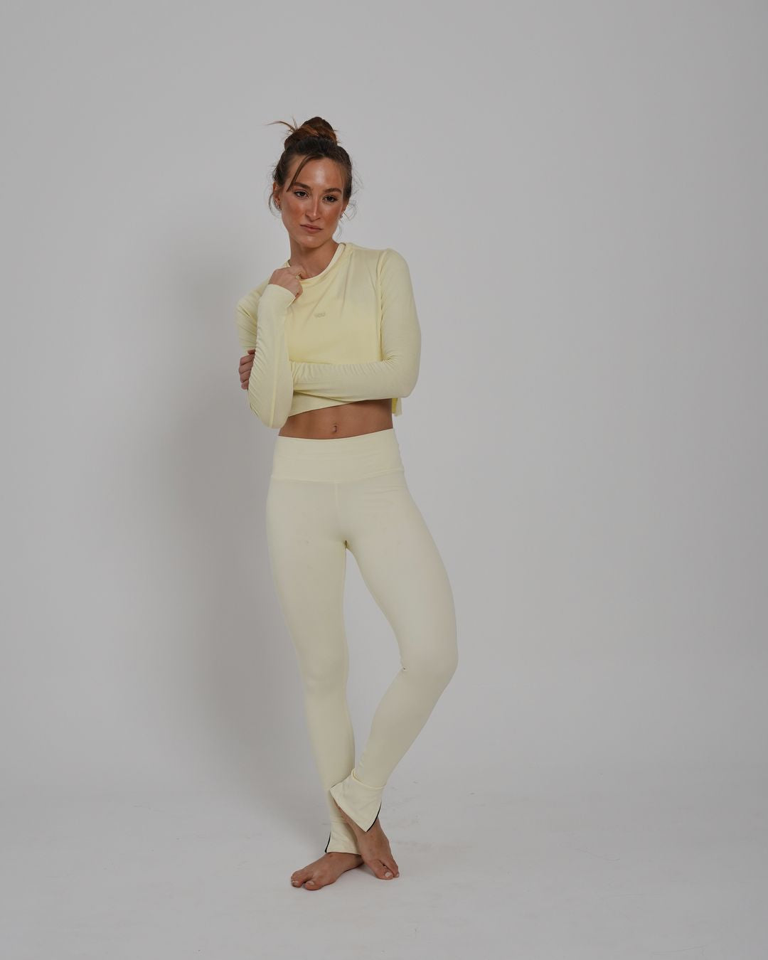 Camiseta Cris Cropped ML - Viscose com elastano