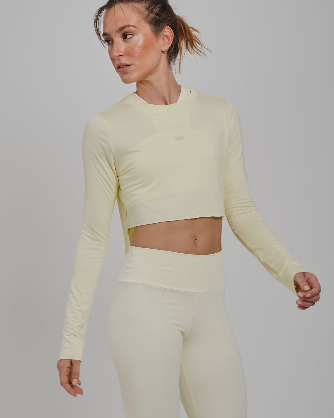 Camiseta Cris Cropped ML - Viscose com elastano