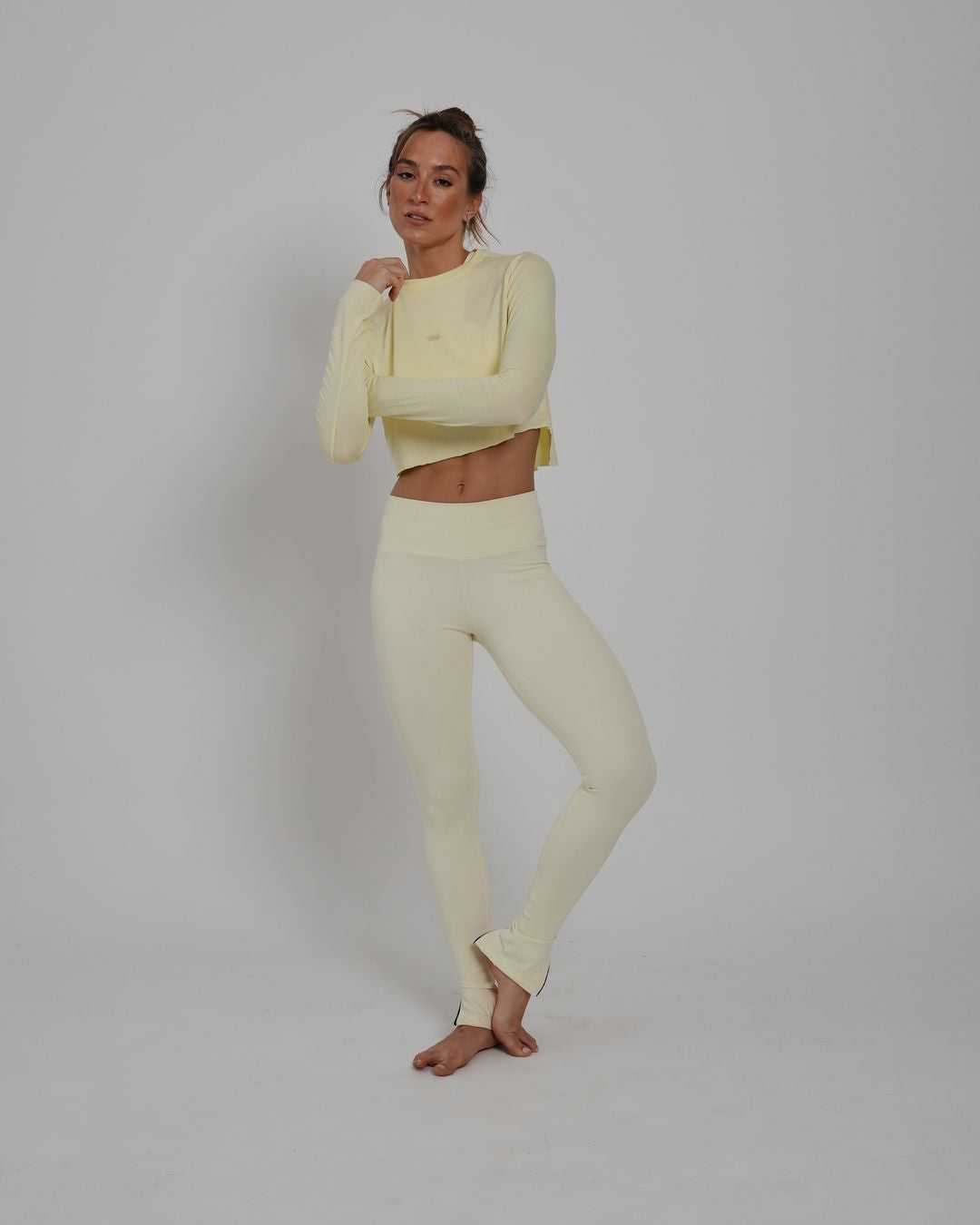 Camiseta Cris Cropped ML - Viscose com elastano